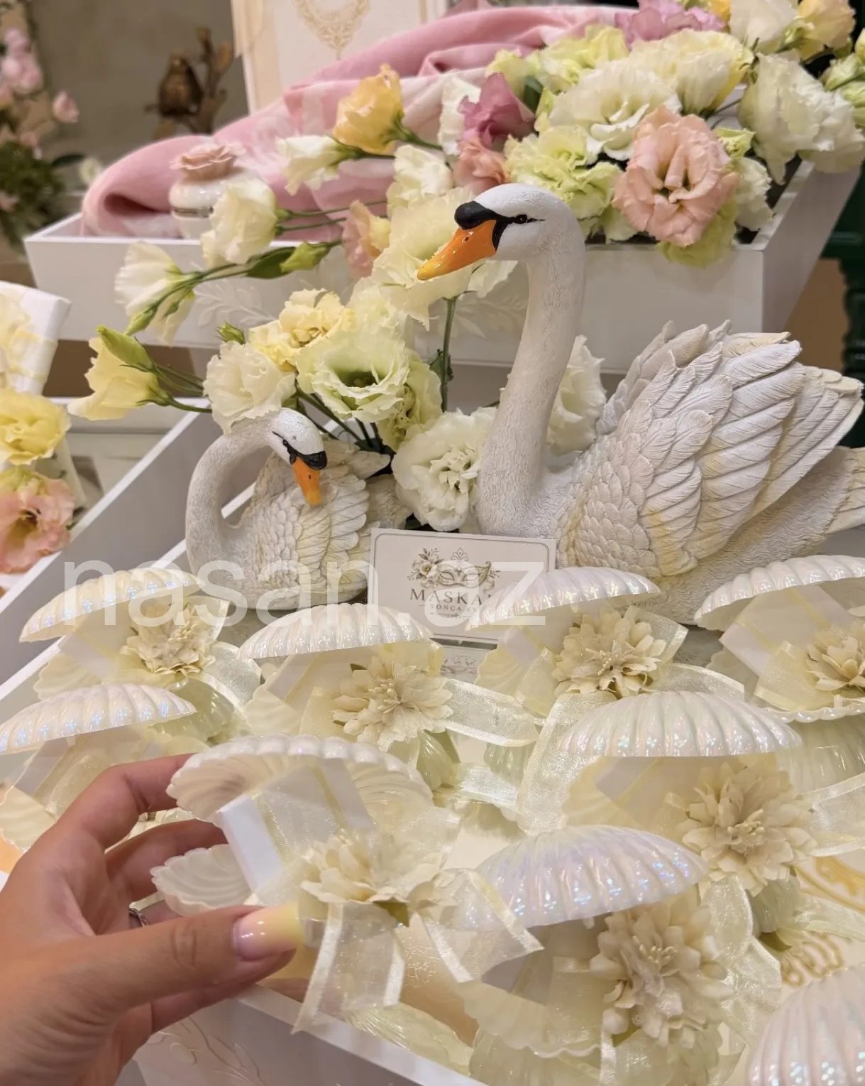 0_https://api.nasan.az/products/gift_tray/212ae4c94f6f4331b0e37d6f08baeb61_20261001053141.webp